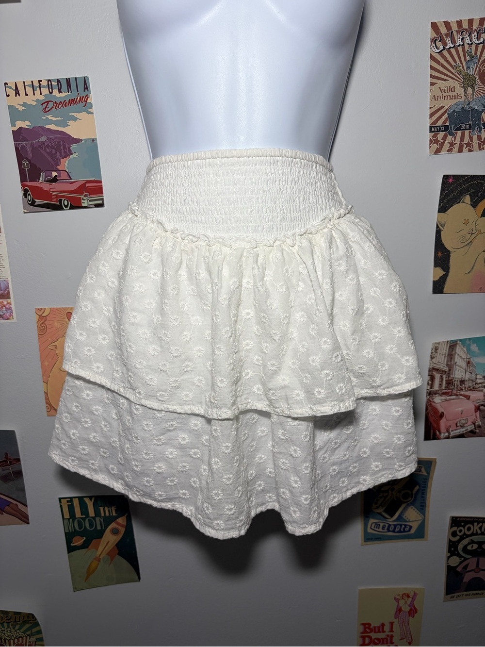 Hollister White Eyelet Tiered Mini Skirt